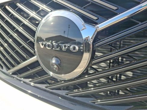 New 2026 Volvo XC90 B6 Ultra w/ Lounge Package image 19