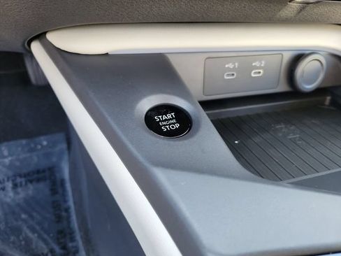 New 2026 Nissan Sentra SL w/ Floor Mat Package FWD image 21