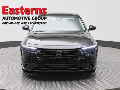 Used 2024 Honda Accord EX image 2