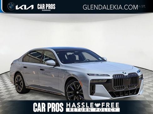 Used 2024 BMW 760i xDrive w/ Executive Package AWD/4WD image 2