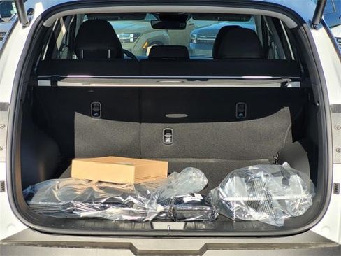 New 2025 Hyundai Tucson SEL image 16