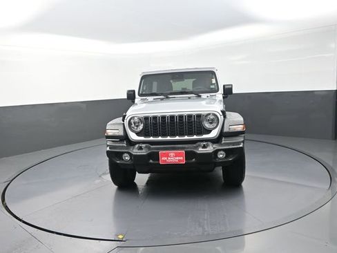 Used 2024 Jeep Wrangler Unlimited Sport AWD/4WD image 34