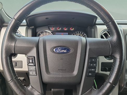 Used 2014 Ford F150 FX4 w/ Equipment Group 402A Luxury AWD/4WD image 16