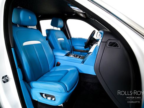 Certified 2024 Rolls-Royce Cullinan AWD/4WD image 34