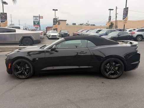 Used 2019 Chevrolet Camaro SS RWD image 4