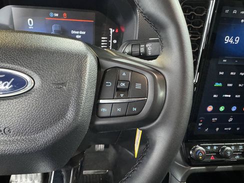 Used 2025 Ford Ranger XLT AWD/4WD image 15