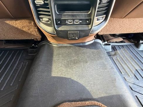 Used 2019 RAM 2500 Laramie AWD/4WD image 18