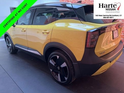 Certified 2025 Nissan Kicks SR image 5