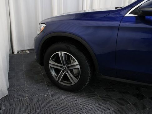 Certified 2018 Mercedes-Benz GLC 300 4MATIC image 9