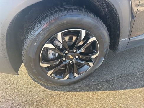 Used 2023 Chevrolet TrailBlazer LT w/ Convenience Package image 9