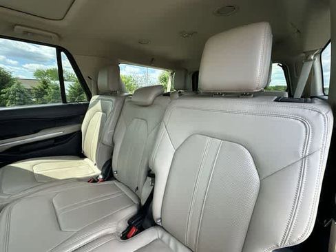 Used 2024 Ford Expedition Max Limited RWD image 18