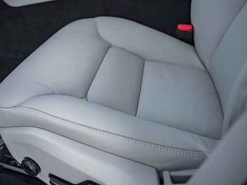 New 2026 Volvo V60 B5 Cross Country Plus w/ Protection Package Premier image 33