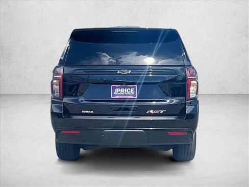 Used 2023 Chevrolet Suburban RST w/ Luxury Package AWD/4WD image 4