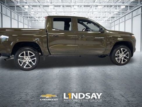 Used 2023 Chevrolet Colorado Z71 w/ Z71 Convenience Package 2 image 9