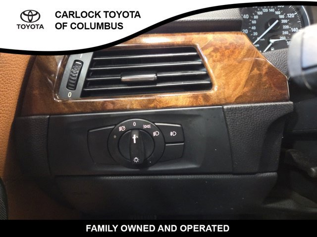 Used 2008 BMW 328i Convertible RWD image 26