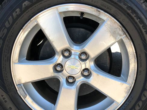 Used 2013 Chevrolet Cruze LT image 9