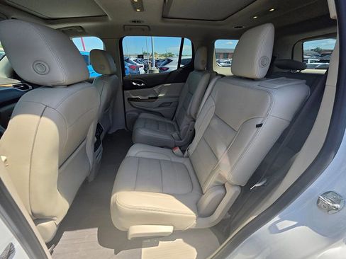 Used 2019 GMC Acadia Denali w/ Technology Package AWD/4WD image 13