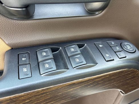 Used 2018 GMC Sierra 1500 Denali image 34