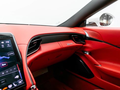 Certified 2022 Ferrari Roma image 30