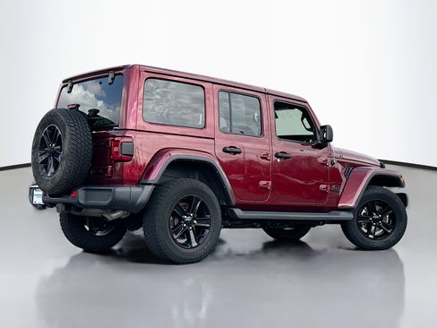 Used 2021 Jeep Wrangler Unlimited Sahara image 2