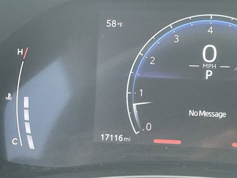 Used 2025 Toyota Grand Highlander AWD image 7