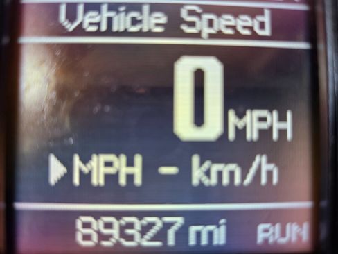 Used 2014 Chrysler Town & Country Touring image 15