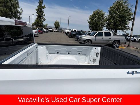 Used 2024 GMC Sierra 1500 SLT AWD/4WD image 22