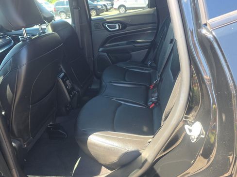 Used 2022 Jeep Compass High Altitude AWD/4WD image 8