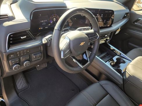 New 2026 Chevrolet Suburban High Country image 19