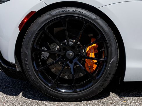 New 2025 McLaren Artura Spider image 15