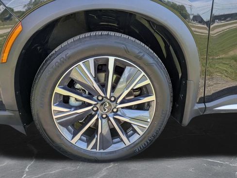 Certified 2026 INFINITI QX60 Luxe w/ Family Package AWD/4WD image 35
