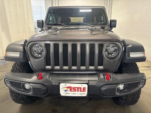 Used 2019 Jeep Wrangler Unlimited Rubicon w/ LED Lighting Group AWD/4WD image 2