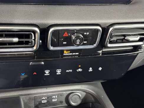 Used 2026 Nissan Sentra SV w/ Floor Mat Package FWD image 28