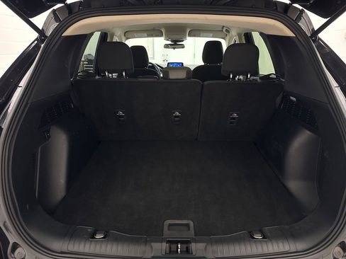 Used 2020 Ford Escape SE image 13