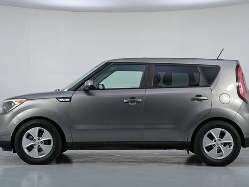 Used 2016 Kia Soul image 8