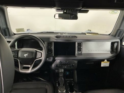 New 2025 Ford Bronco Big Bend w/ Black Diamond Package image 23