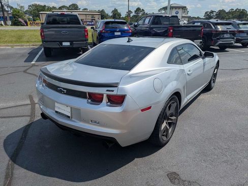 Used 2010 Chevrolet Camaro SS w/ RS Package RWD image 5