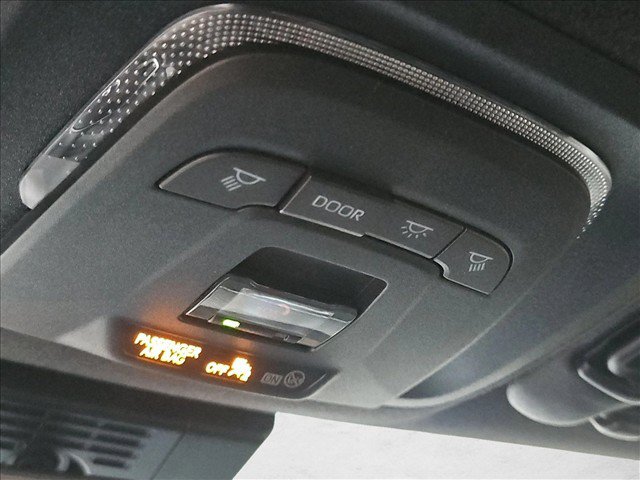 Certified 2026 Toyota Corolla SE FWD image 20