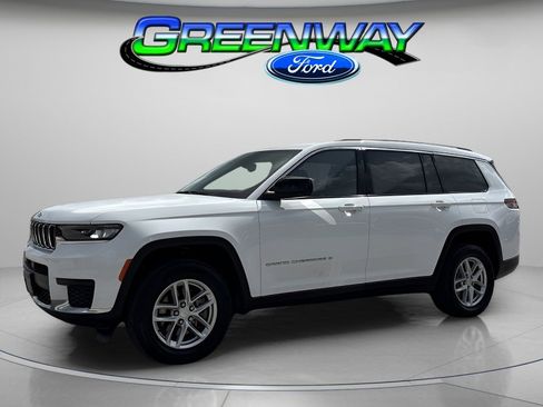 Used 2023 Jeep Grand Cherokee L Laredo image 1