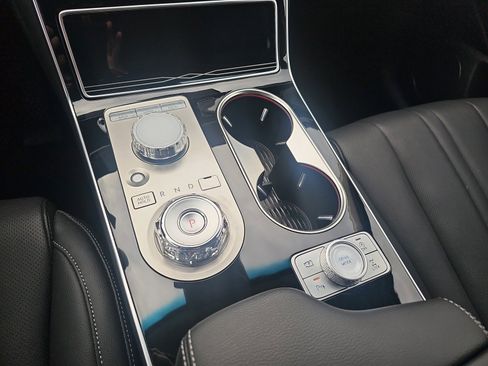 Used 2025 Genesis GV80 2.5T Standard image 25