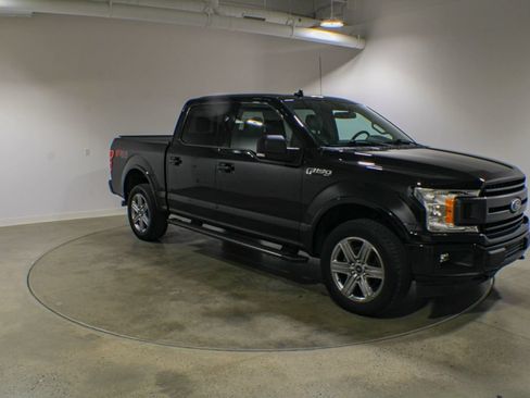 Used 2019 Ford F150 XLT w/ Equipment Group 302A Luxury AWD/4WD image 8