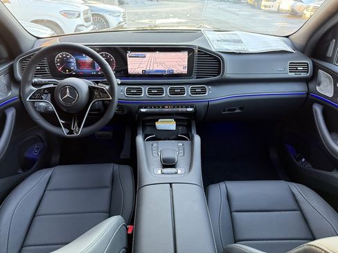 New 2025 Mercedes-Benz GLS 450 4MATIC image 11
