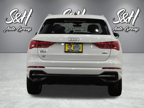 Used 2022 Audi Q3 2.0T Premium Plus w/ Premium Plus Package AWD/4WD image 18