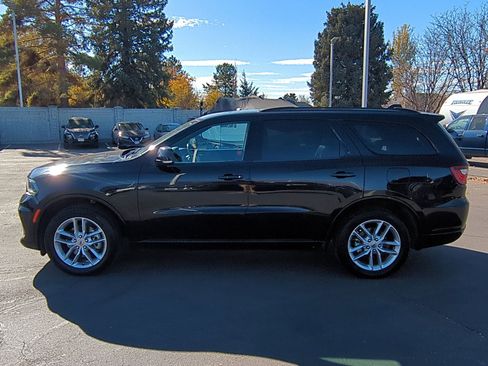 Used 2023 Dodge Durango GT image 9