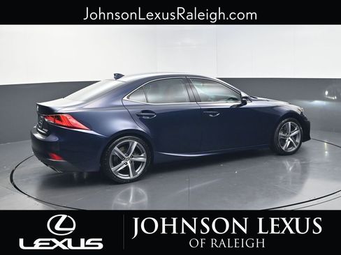 Used 2018 Lexus IS 300 AWD w/ Comfort Package image 31
