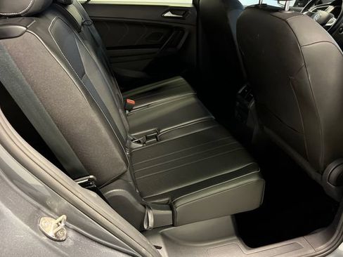Certified 2023 Volkswagen Tiguan SE R-Line FWD image 12