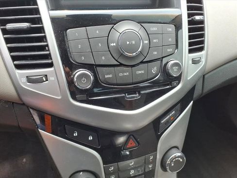 Used 2012 Chevrolet Cruze LS w/ Connectivity Package FWD image 28