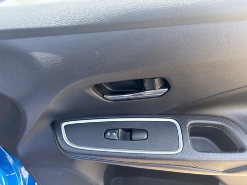 Used 2021 Nissan Versa SR w/ Convenience Package FWD image 27