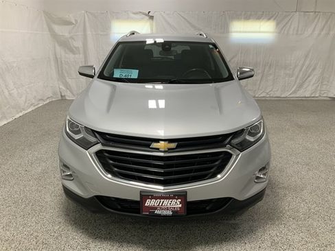 Used 2020 Chevrolet Equinox Premier AWD/4WD image 3