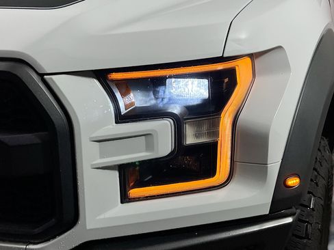 Used 2019 Ford F150 Raptor w/ Equipment Group 802A Luxury image 12